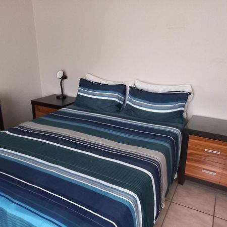 Tropical Paradise Guest House Mbombela Ruang foto
